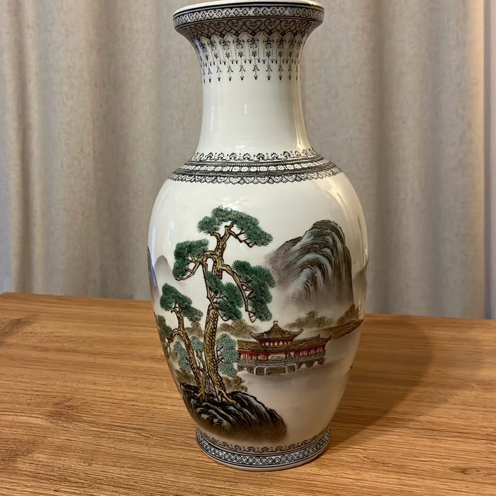 Antique Chinese Porcelain Vase Hand Painted Landscape Scenery